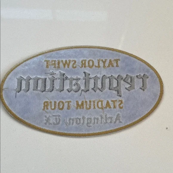 Taylor Swift Reputation Stadium Tour Patch - Picture 2 of 2